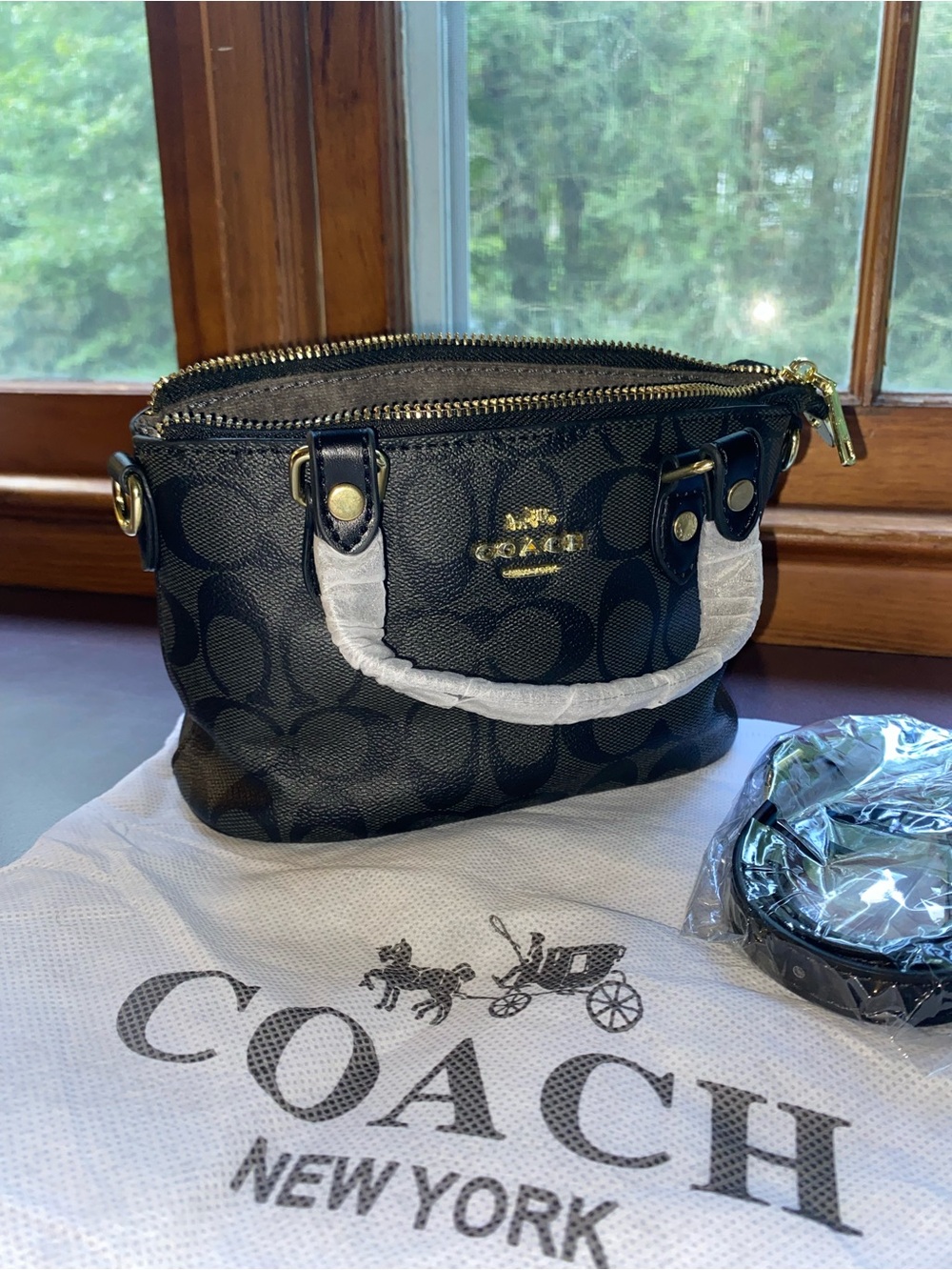 Mini Purse - Picture 3 of 4